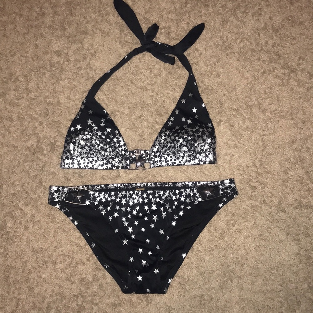 New Victoria’s Secret bikini